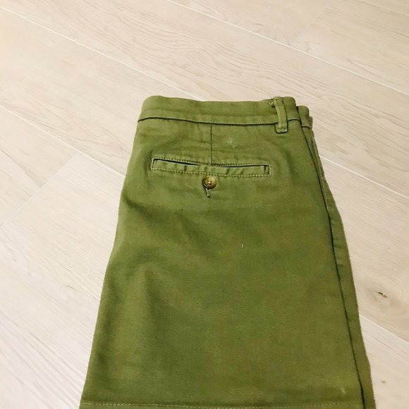 Uniqlo Army Green Denim Mini Skirt - Picture 3 of 3